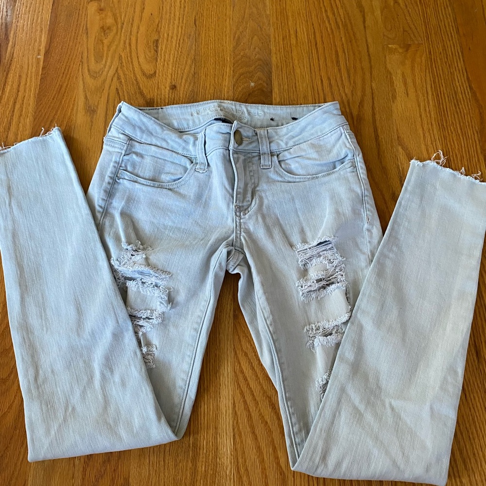 American eagle ripped jeans